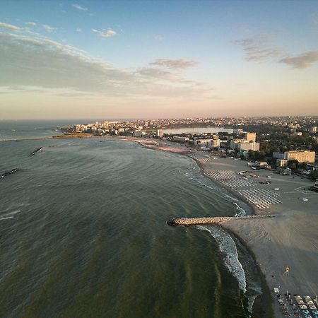 Riva Mamaia Beach Aparthotel Exterior photo